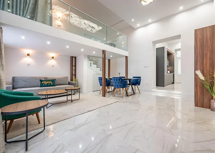 Elizabeth Deluxe Budapesta