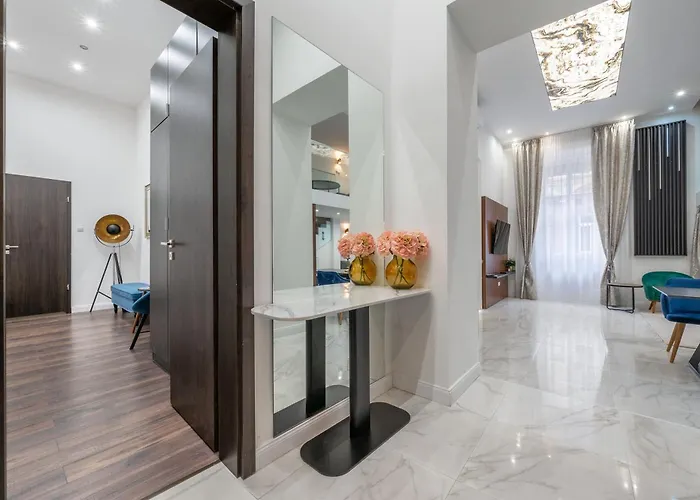 Elizabeth Deluxe Apartament *