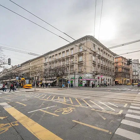 Elizabeth Deluxe Apartment Budapest